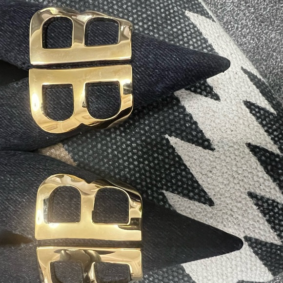 Balenciaga Black Heels with Gold Accents - Picture 2 of 4